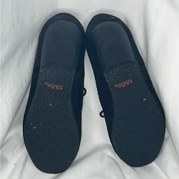 Taos Cobbler Oxford Comfort Dress Shoe Black Suede/Metallic Floral Size 7 - Picture 4 of 4